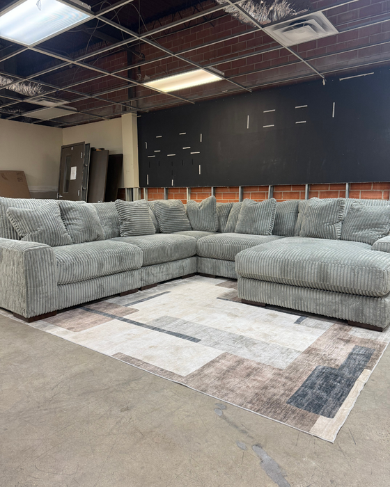 Lindyn - 5 Piece Sectional with RAF Chaise