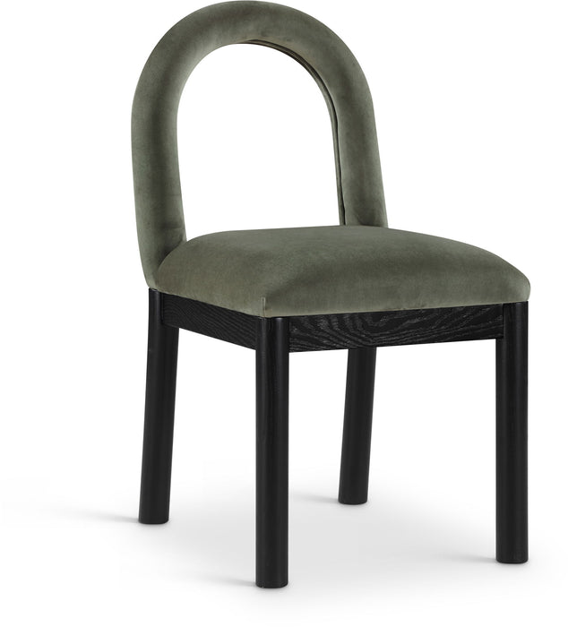 Conrad - Velvet Dining Chair With Black Legs