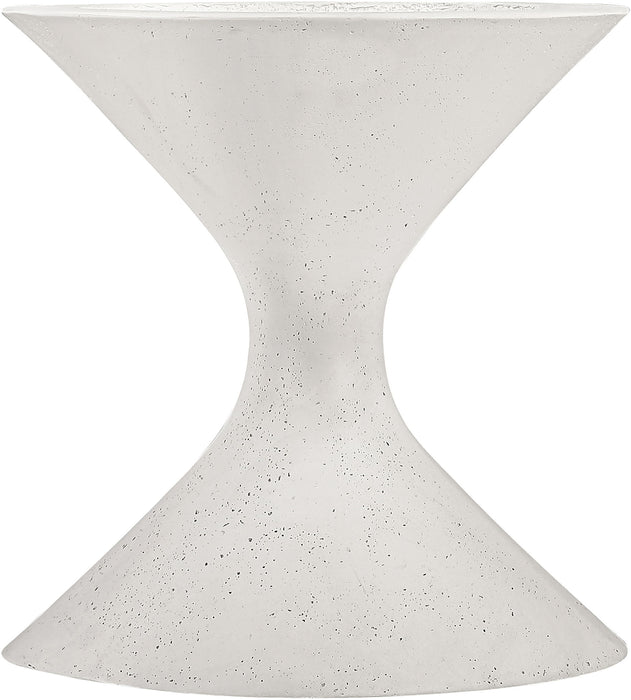 Vessa - Indoor / Outdoor Concrete Planter