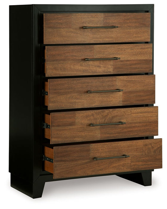 Kraeburn - Five Drawer Chest - Brown / Black