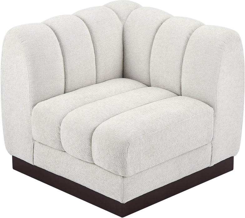 Quinn - Corner Chair