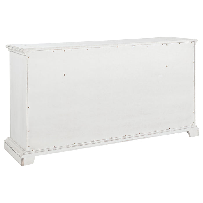 McKinney 4-piece Eastern King Bedroom Set Vintage White