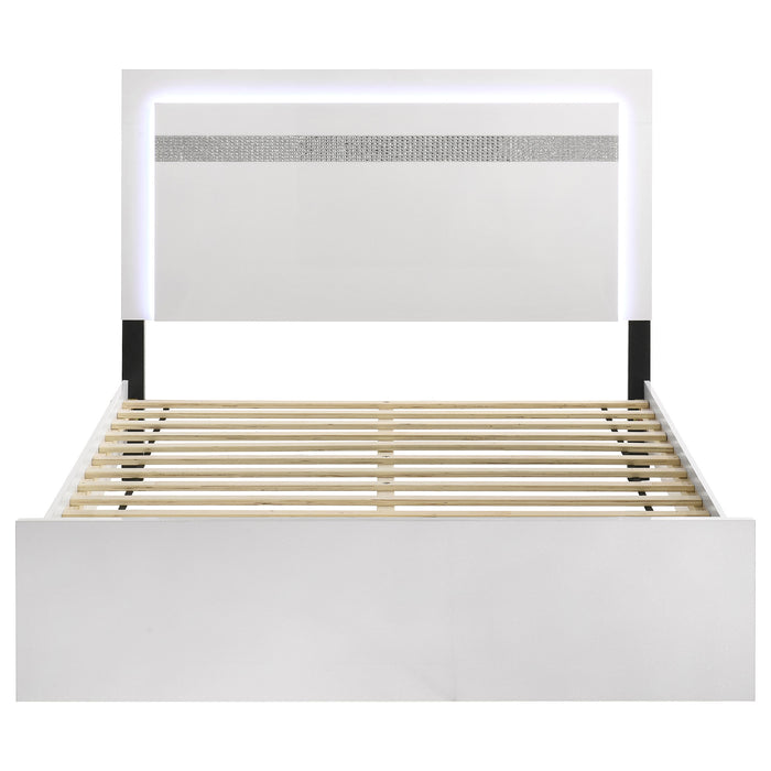 QUEEN BED