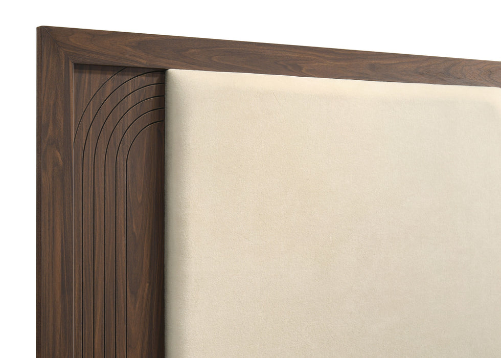 Etienne 4-piece Full Bedroom Set Walnut