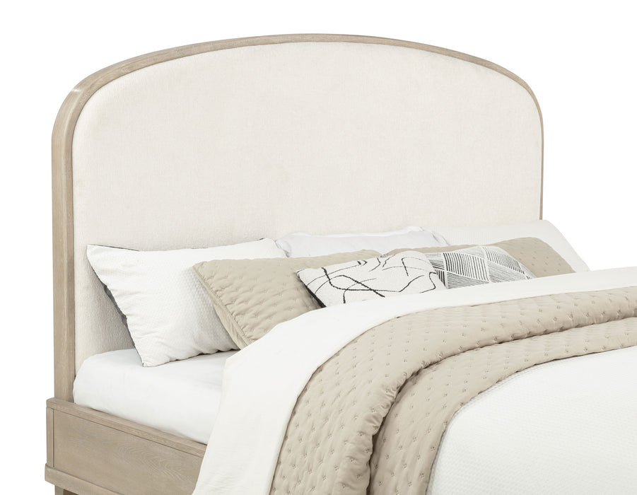 Lucaire 4-piece Eastern King Bedroom Set Sandstone